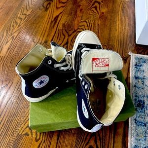 CONVERSE Chuck Taylor Sneakers.